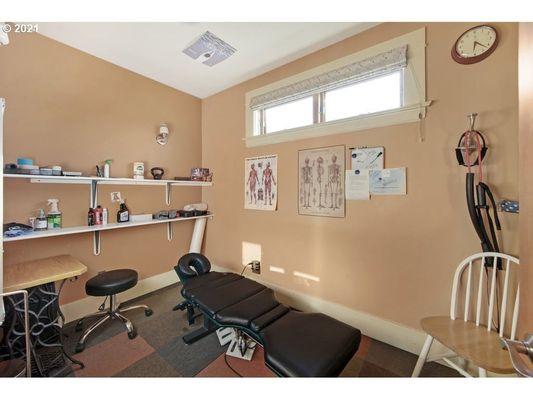 Chiropractic and physical therapy treatment room.