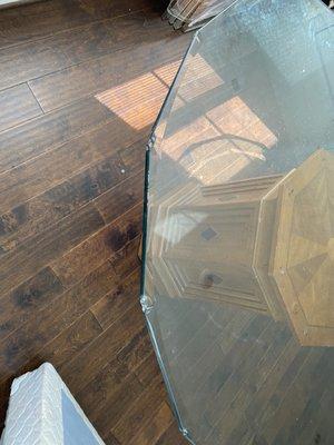 Broken glass- dining table