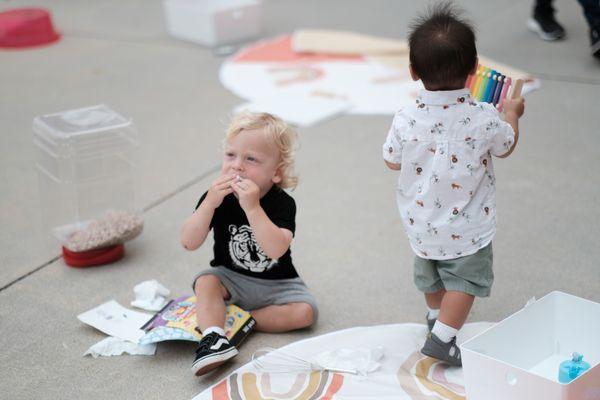 Making musical instruments in Sense-Sational Play