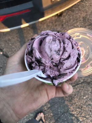 Black raspberry oreo