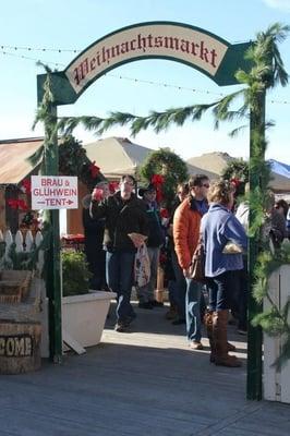 Entrance to market on lake boardwalk