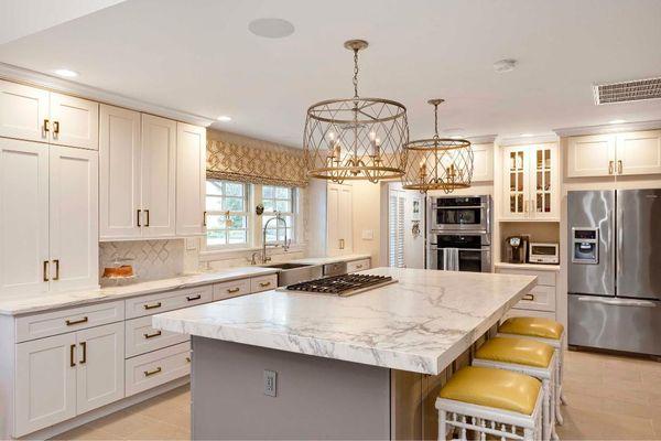 White shaker cabinets & grey shaker island