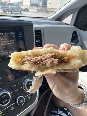 Pork and cabbage fried bun, 2.60$, 5/5