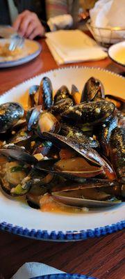 Steamed mussel