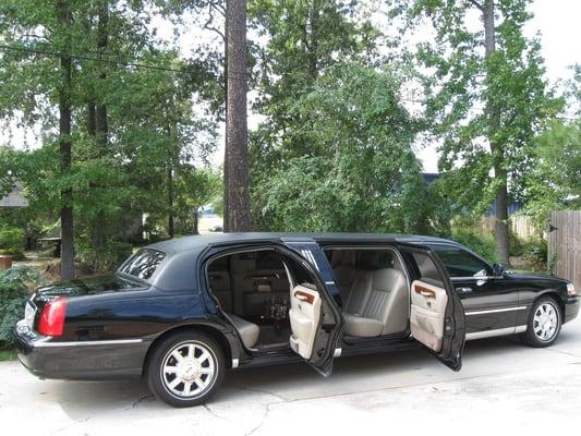 Luxury Stretch Limousine