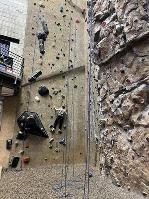 Rock climbing wall