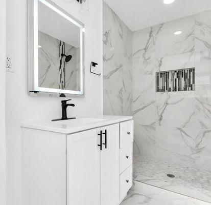 Remodeled guest bathroom!