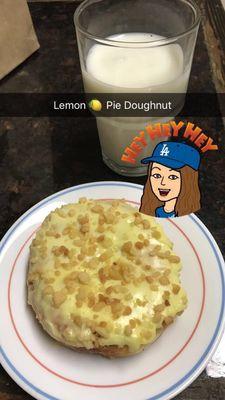 You guys got the #BEST lemon  pie  donuts