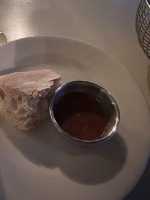 The fresh bread with two types of dipping sauces