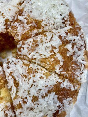 Coconut pound cake