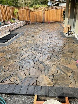 Pavers with soldier border