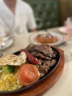 Sizzling steak plate