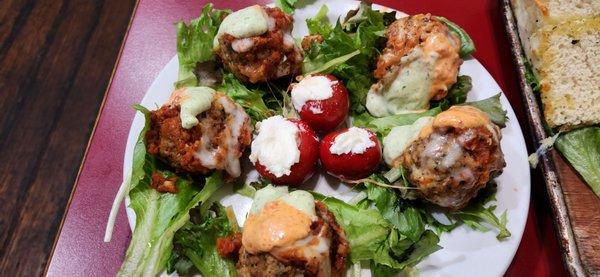 Meatball Poppers....eyuck...TOOOO MUCH OREGANO!!!!!! LAY low on it, puleeez.....