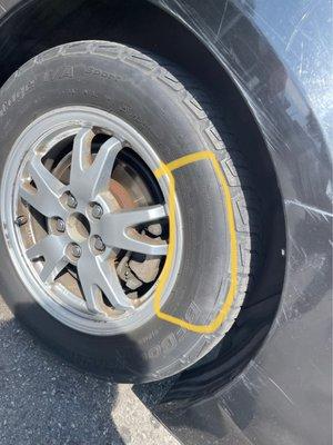 Inside this yellow mark you can see where he marked with a pencil saying the tire would explode in one hour because of that...