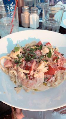 Shrimp fettuccine