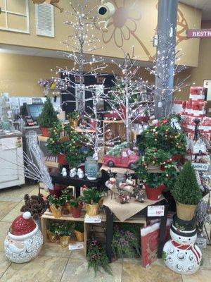 Giant Eagle's ready for holidays!