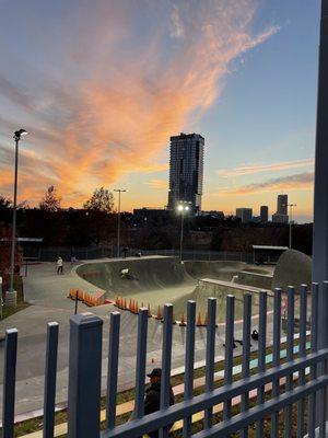 Beautiful evening at the skatepark