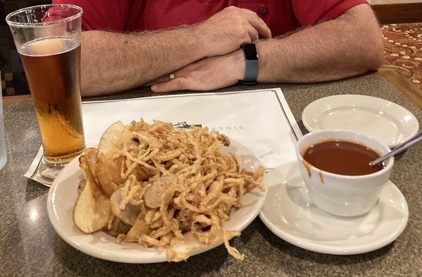 Saratoga Chips and Onion Straw combo starter