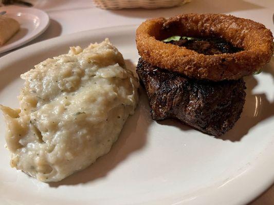 Filet mignon with potato filling