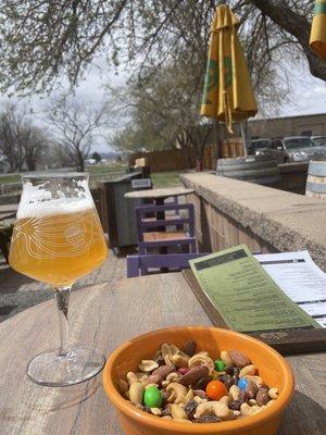 Bier de lavande and trail mix