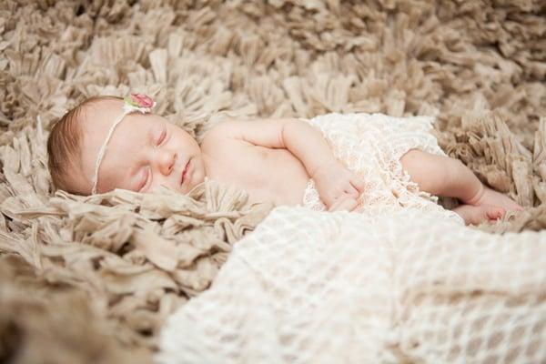 Brianne Bradbury Photography newborn on location portrait