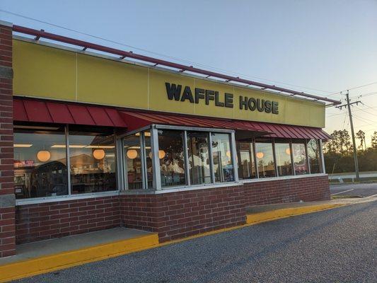 Waffle House, Foley