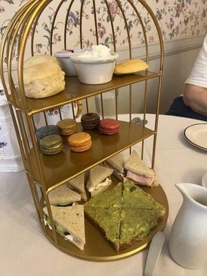 Afternoon tea tier presentation