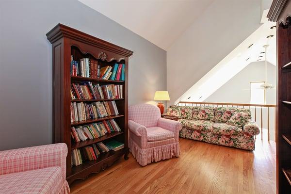 Bonus loft space of Master Bedroom