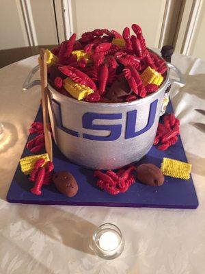 Fabulous groom cake!