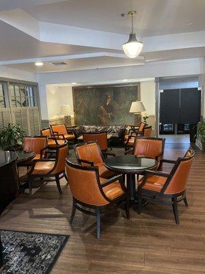 Dining room alcove. Beautiful!