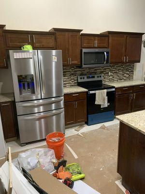 Backsplash installation