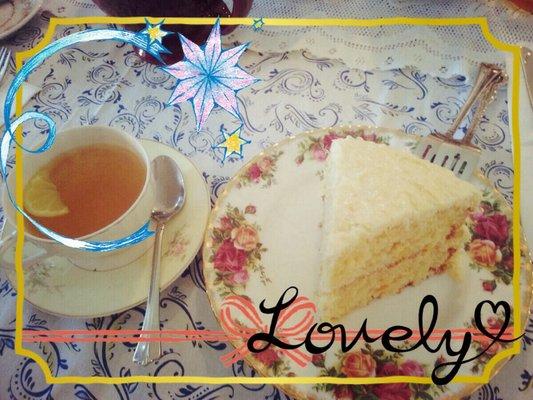 Orange cake and peach tea!