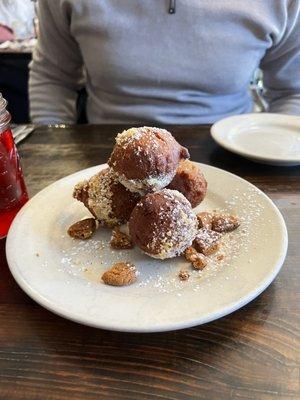 Gingerbread Fritters