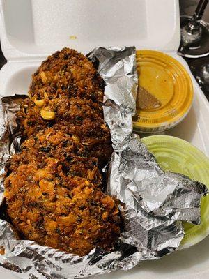 Medhu Vada Bhojan Tiffin combo Bhojan Bread Combo