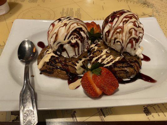 Doubletree Cookie Sundae