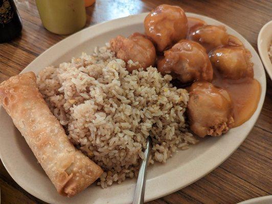 Sweet and sour pork lunch special