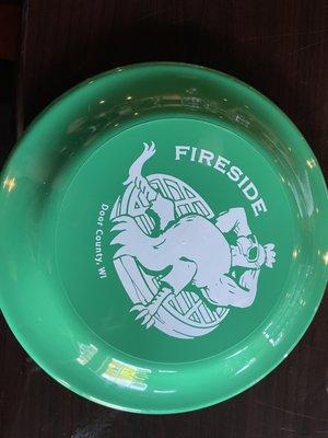 Frisbee that kids get their meal on