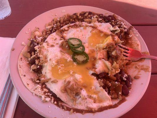 BBQ huevos rancheros