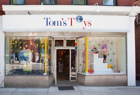 Tom's Toys Inc