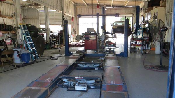 Wheel Alignment Machine at Ray's Auto Repair