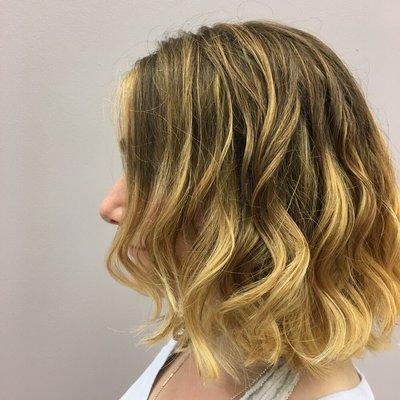 Balayage hair color