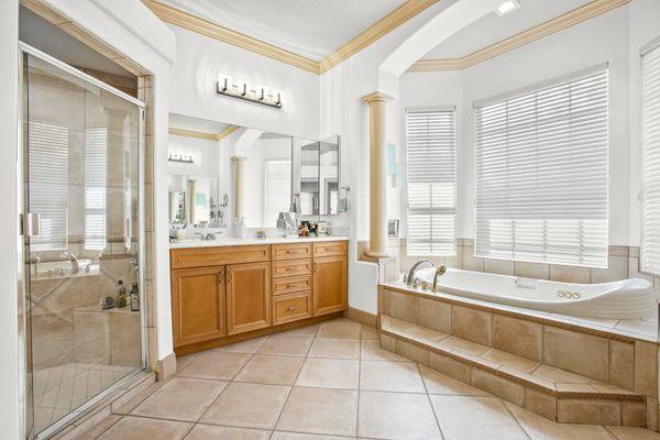 Luxury Primary Bathroom Windermere FL