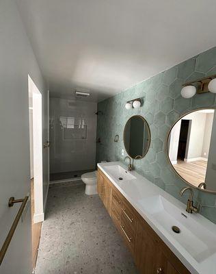 Full Bathroom Remodel - Malibu