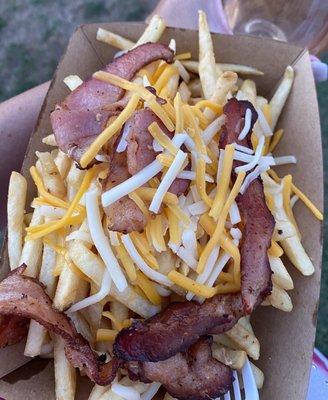 Bacon Nation Fries. No effort to melt cheese, break up slices of bacon, or fully cook all the bacon.