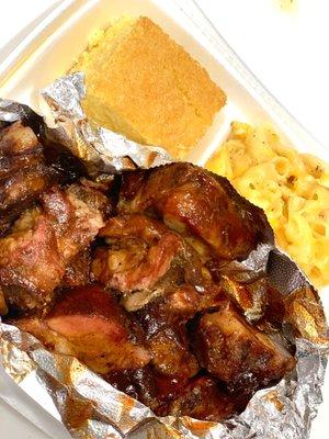 Rib Tips, Mac & Cheese, Cornbread