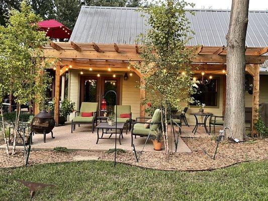 Back patio to the Texan Suite