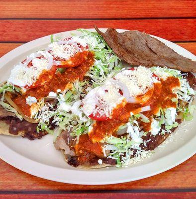 Huaraches con bistec