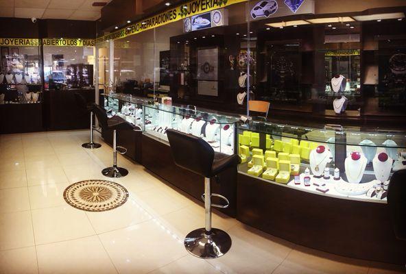 Corona Jewelry & Pawn