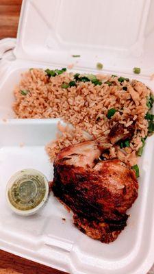 1/4 Pollo a la brasa + arroz chaufa