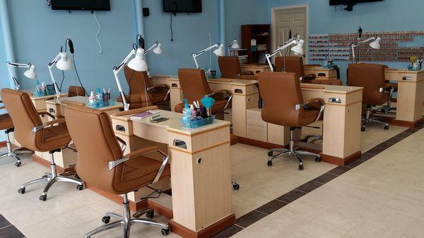 Manicure Stations